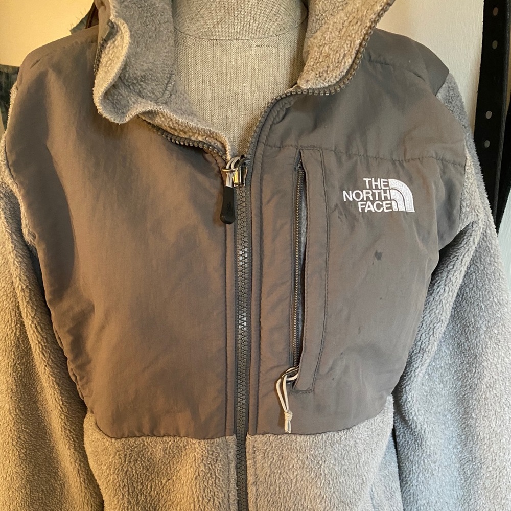 NORTH FACE FLEECE ZIPUP